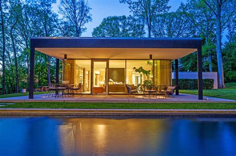 mid century modern metal houses